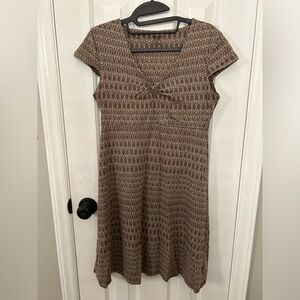Toad and Co Size S Small Rosemarie Tan and White Dress